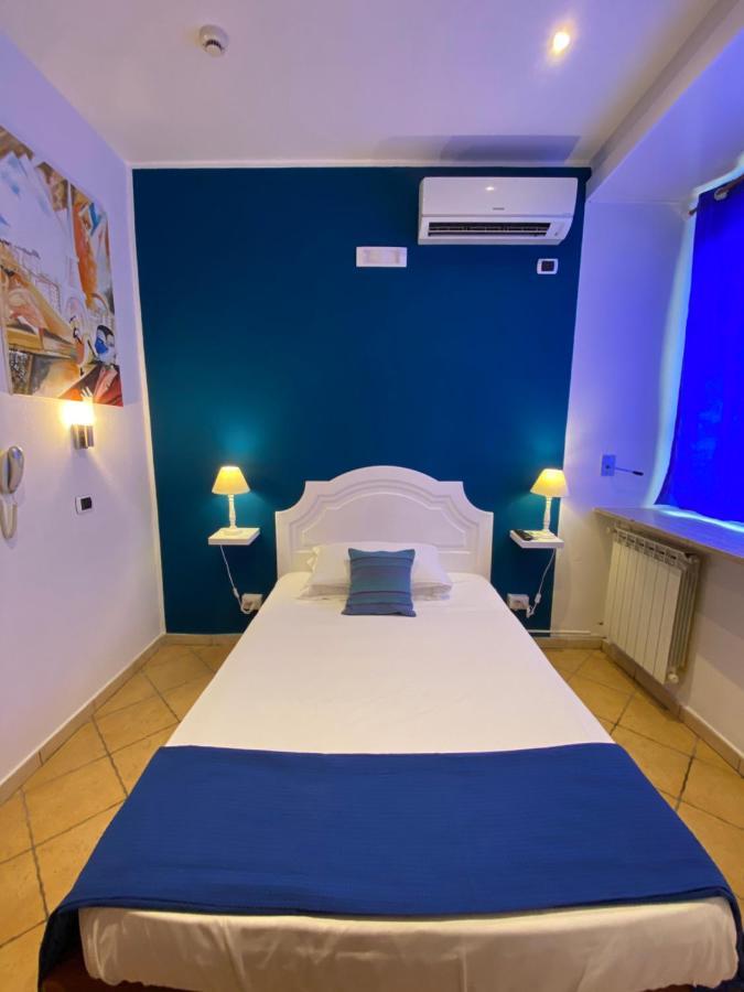 Hotel Europeo Napoli الغرفة الصورة