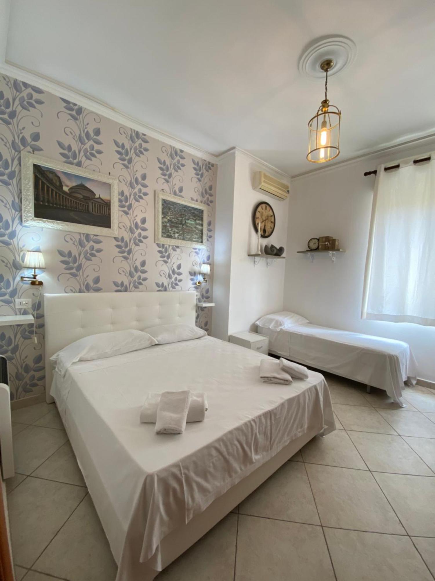 Hotel Europeo Napoli الغرفة الصورة