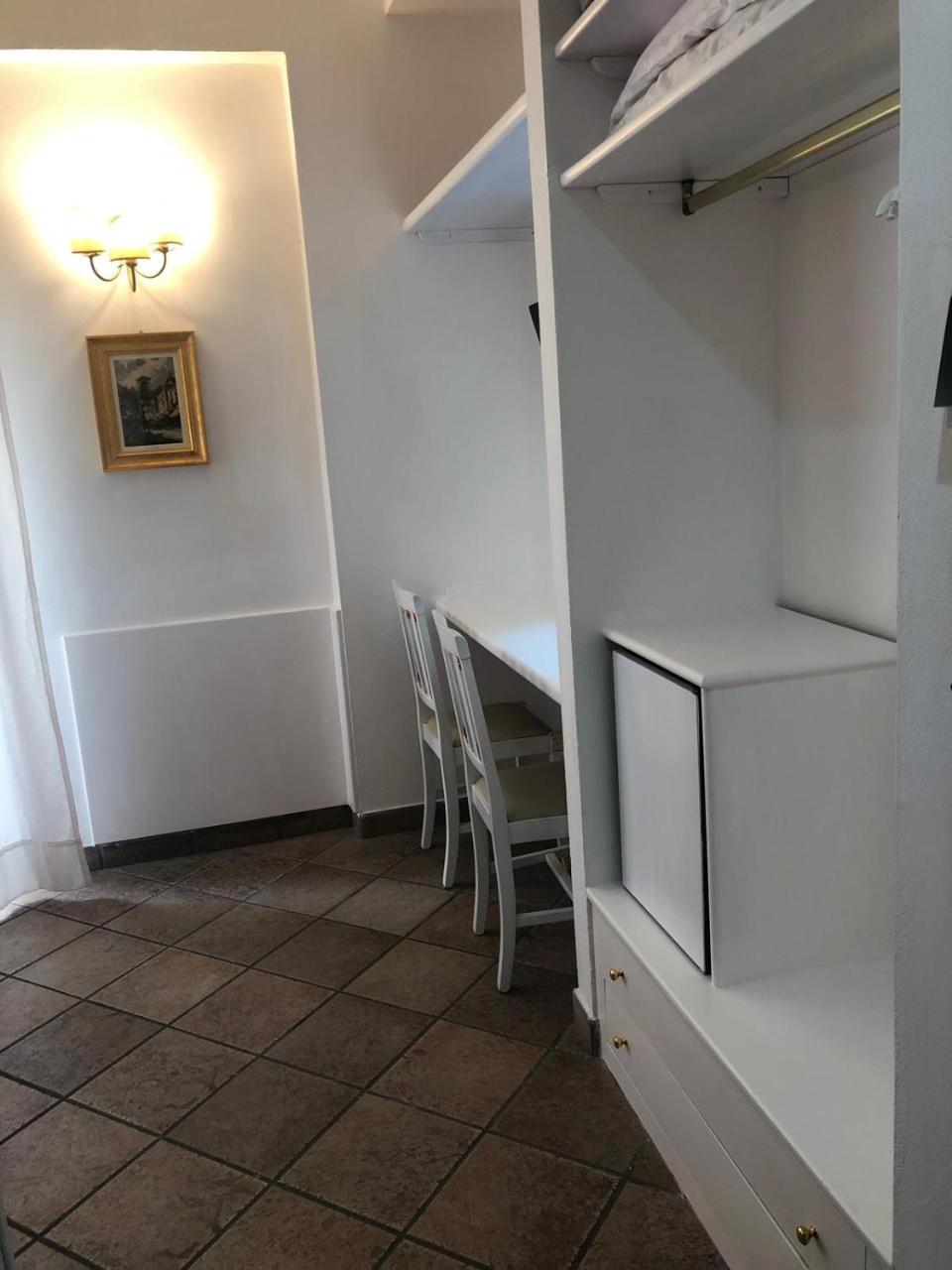 Hotel Europeo Napoli المظهر الخارجي الصورة